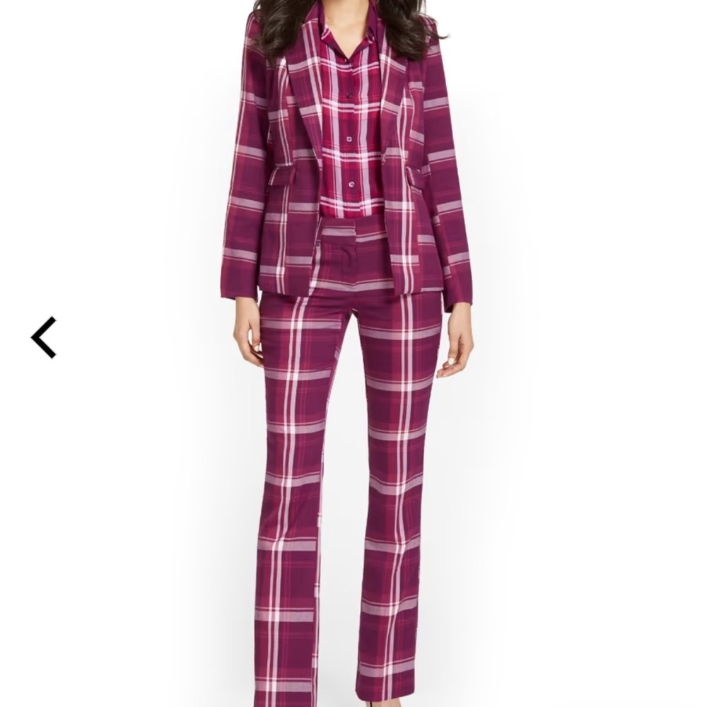 Petite Plaid Signature Fit suit - 7th Avenue